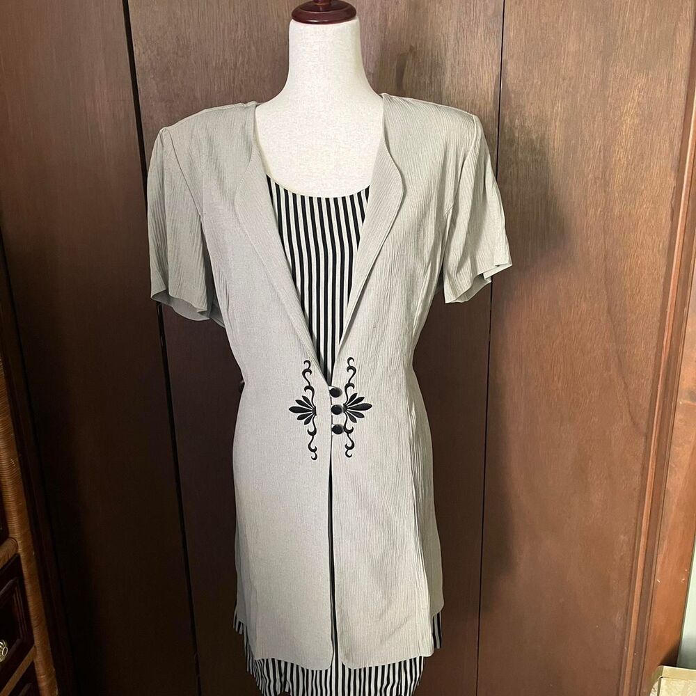 VTG Grey and Black Stripe Dress with Floral Detail and Tie Back